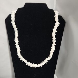 White Chip Shell Necklace – 23.5”